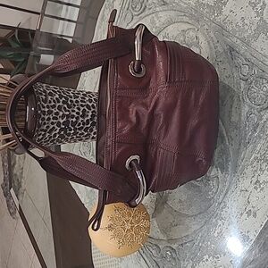 B. MAKOWSKY WOMENS BROWN GENUINE LEATHER HANDBAG